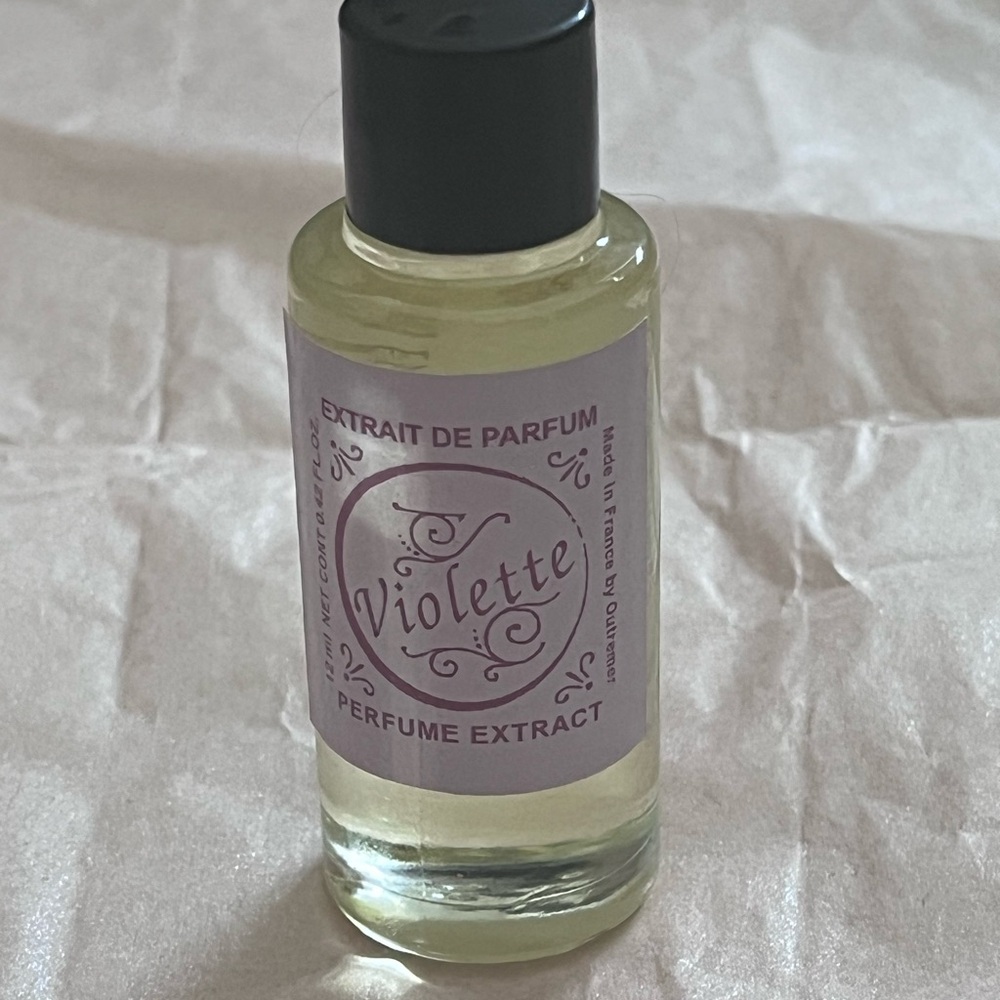 Body & Parfum Oil Bundle: Demeter Lemon Meringue & Outremer Violette & Bergamote - Picture 6 of 16